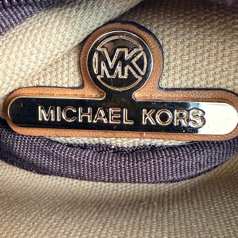 Michael Kors Slater Medium Signature Logo Sling Pack - Picture 6 of 8